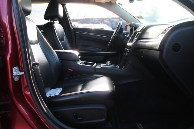 Chrysler 300 4dr Sdn 300C AWD 2016