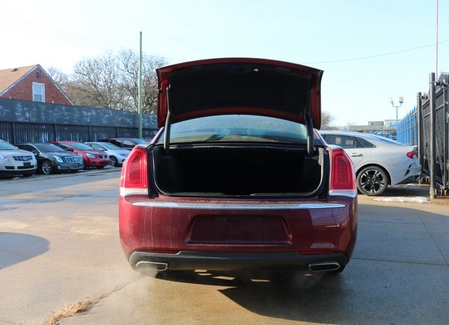 Chrysler 300 4dr Sdn 300C AWD 2016