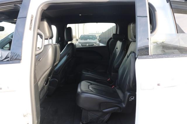 Chrysler Pacifica Touring L FWD 2019