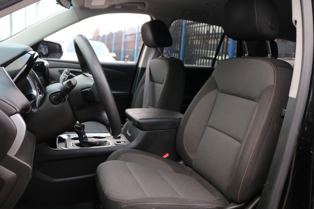 Chevrolet Traverse FWD 4dr LS w/1LS 2021