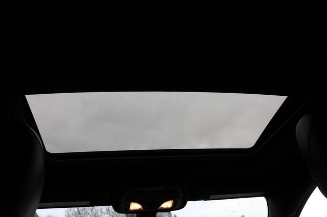 Chrysler 200 4dr Sdn S AWD 2015