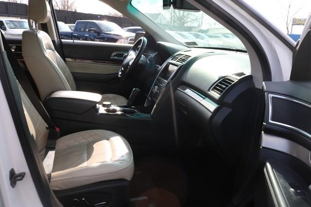 Ford Explorer 4WD 4dr Platinum 2016