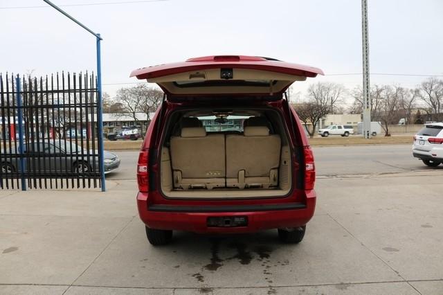 Chevrolet Tahoe 2WD 4dr 1500 LT 2013