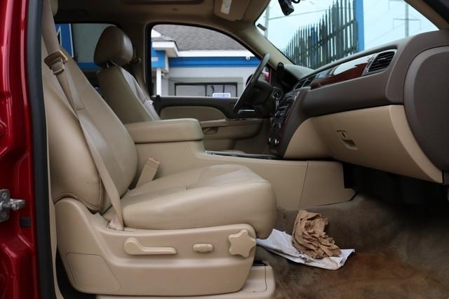 Chevrolet Tahoe 2WD 4dr 1500 LT 2013