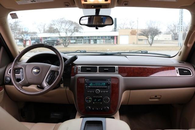 Chevrolet Tahoe 2WD 4dr 1500 LT 2013