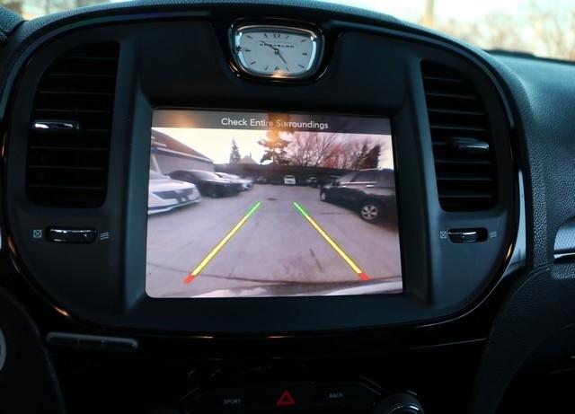 Chrysler 300 4dr Sdn 300S RWD 2015