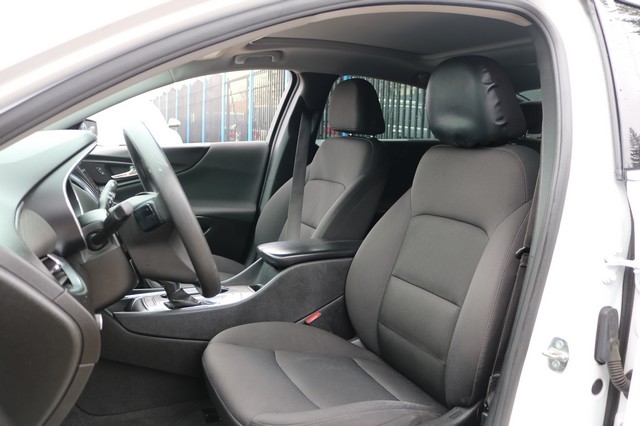 Chevrolet Malibu 4dr Sdn LT 2021