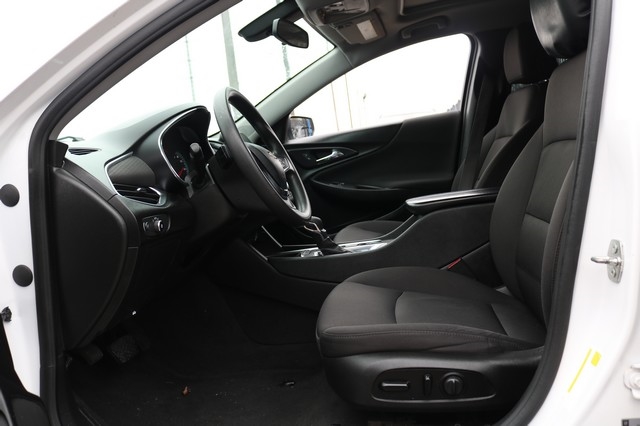 Chevrolet Malibu 4dr Sdn LT 2021