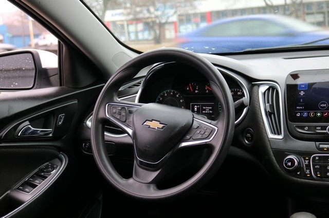 Chevrolet Malibu 4dr Sdn LT 2021