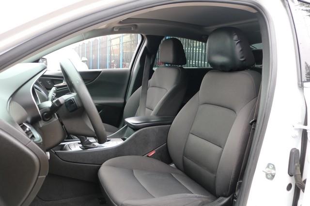 Chevrolet Malibu 4dr Sdn LT 2021