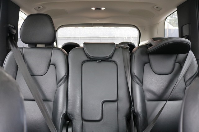 Volvo XC90 T6 AWD 7-Passenger Momentum 2018