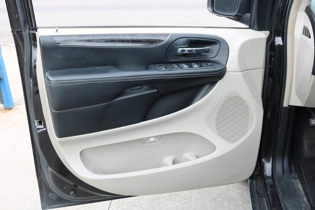 Chrysler Town & Country 4dr Wgn Touring 2015