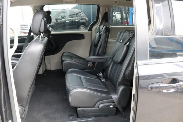 Chrysler Town & Country 4dr Wgn Touring 2015