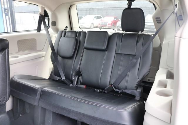 Chrysler Town & Country 4dr Wgn Touring 2015