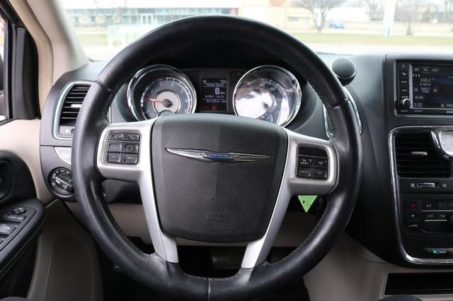 Chrysler Town & Country 4dr Wgn Touring 2015