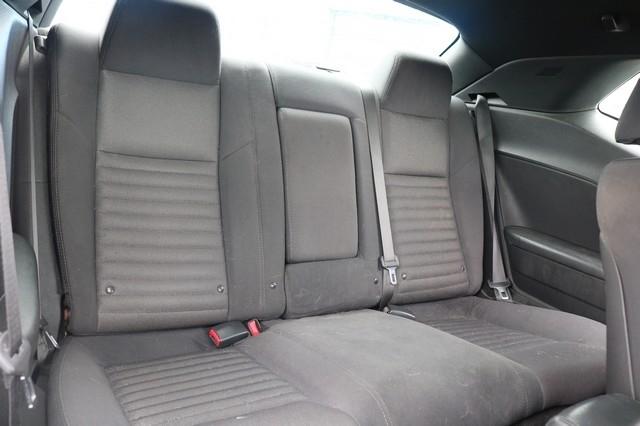 Dodge Challenger 2dr Cpe 2011