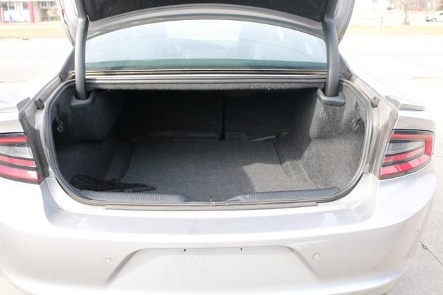 Dodge Charger 4dr Sdn R/T RWD 2016