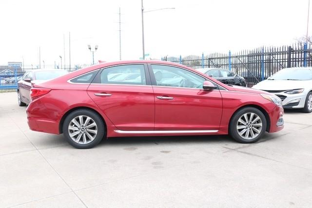 Hyundai Sonata 4dr Sdn 2.4L Sport PZEV 2016