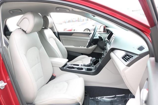 Hyundai Sonata 4dr Sdn 2.4L Sport PZEV 2016