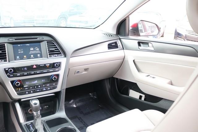 Hyundai Sonata 4dr Sdn 2.4L Sport PZEV 2016