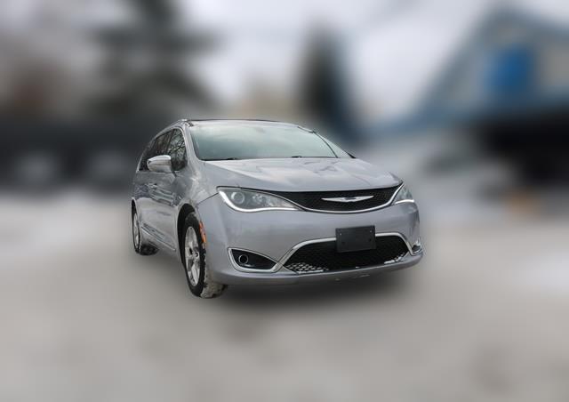 2018 Chrysler Pacifica Limited FWD