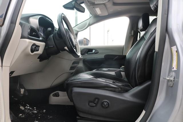 Chrysler Pacifica Limited FWD 2018