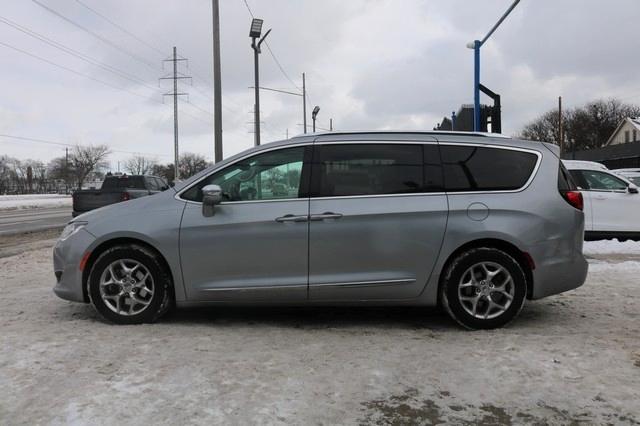 Chrysler Pacifica Limited FWD 2018