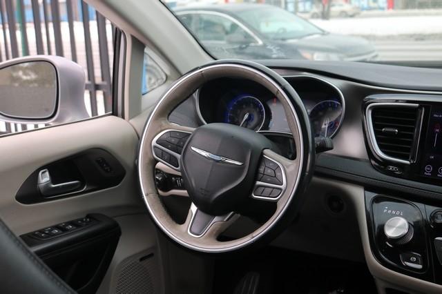 Chrysler Pacifica Limited FWD 2018