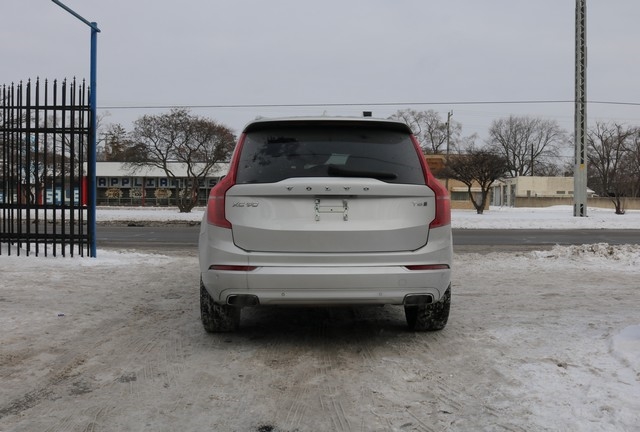 Volvo XC90 T6 AWD Momentum 7 Passenger 2020