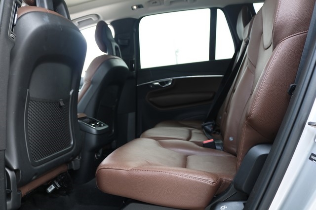 Volvo XC90 T6 AWD Momentum 7 Passenger 2020