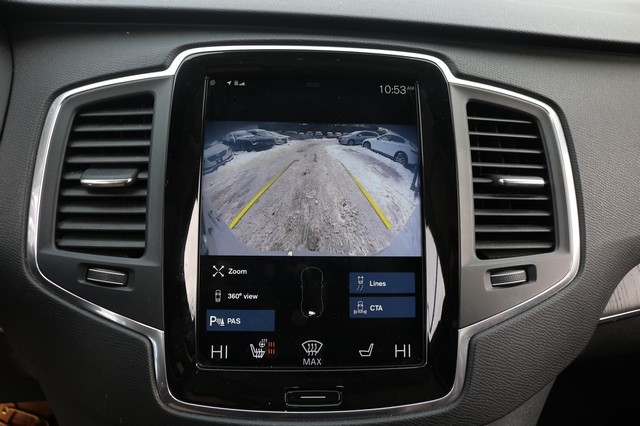 Volvo XC90 T6 AWD Momentum 7 Passenger 2020