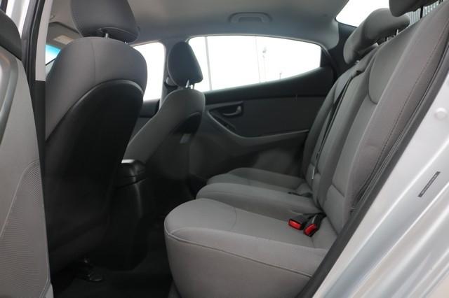 Hyundai Elantra 4dr Sdn Auto SE (Alabama Plant) 2016