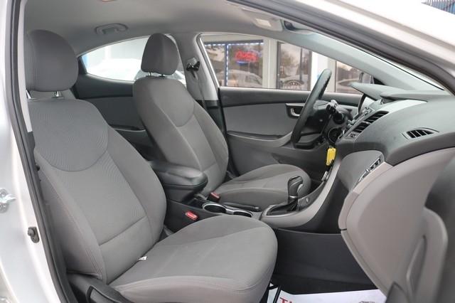 Hyundai Elantra 4dr Sdn Auto SE (Alabama Plant) 2016