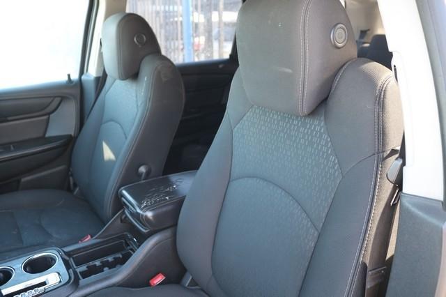 GMC Acadia AWD 4dr SLE w/SLE-2 2016