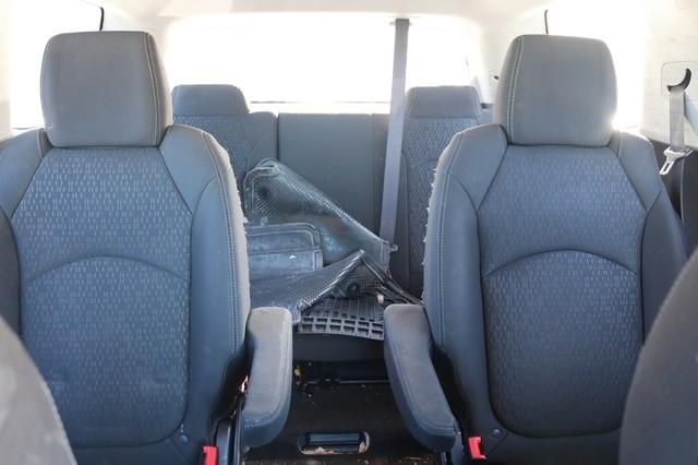 GMC Acadia AWD 4dr SLE w/SLE-2 2016