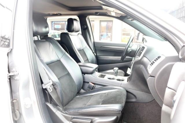 Jeep Grand Cherokee RWD 4dr Altitude 2015