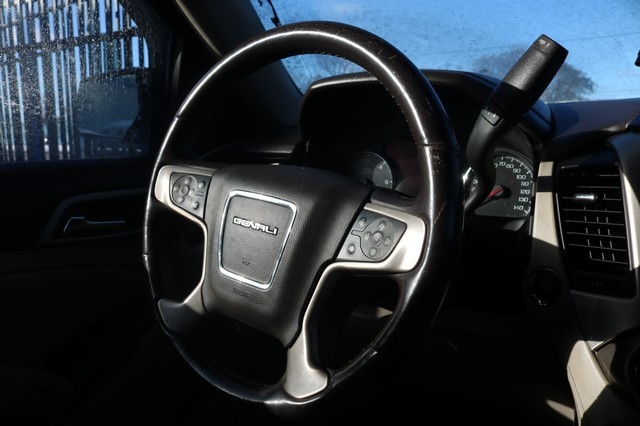 GMC Yukon XL 4WD 4dr Denali 2015