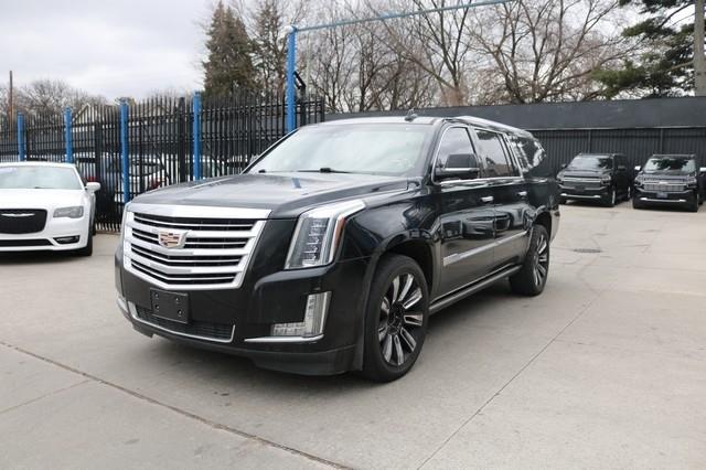 Cadillac Escalade ESV 2WD 4dr Platinum 2017