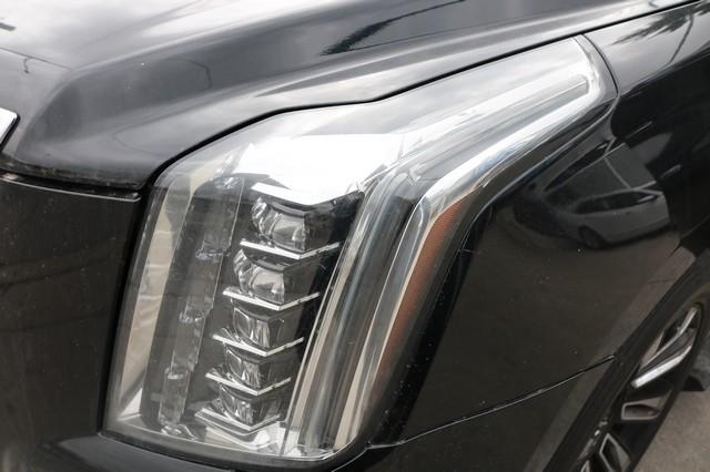 Cadillac Escalade ESV 2WD 4dr Platinum 2017