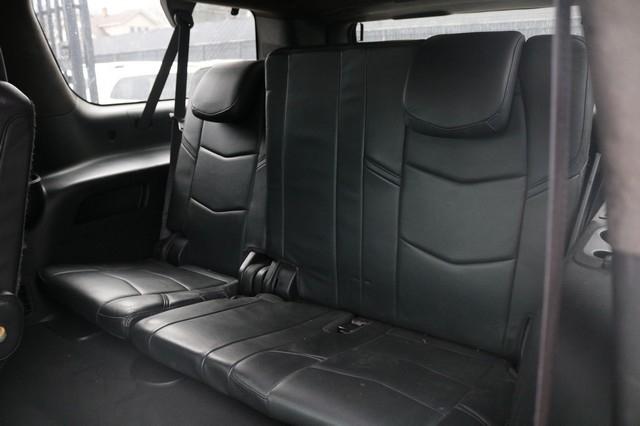 Cadillac Escalade ESV 2WD 4dr Platinum 2017