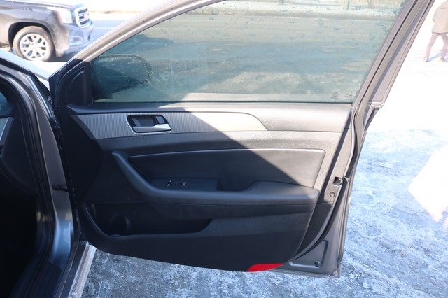 Hyundai Sonata Sport 2.4L 2019