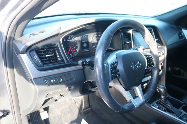 Hyundai Sonata Sport 2.4L 2019