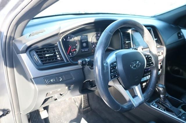 Hyundai Sonata Sport 2.4L 2019