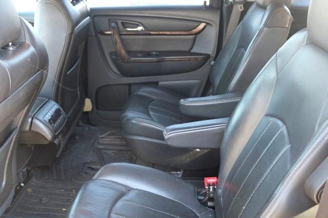 GMC Acadia FWD 4dr Denali 2015