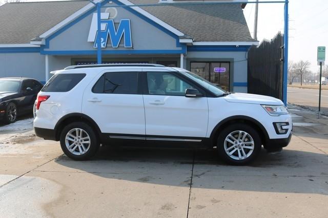 Ford Explorer XLT FWD 2017