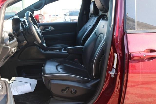 Chrysler Pacifica Hybrid Limited FWD 2021