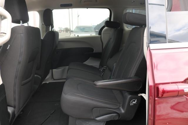 Chrysler Pacifica Touring Plus FWD 2018