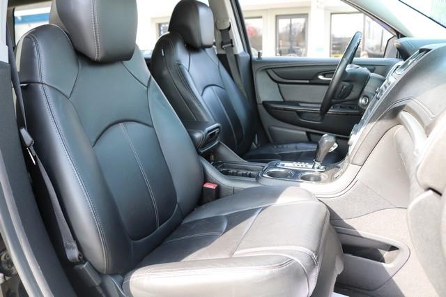 GMC Acadia AWD 4dr SLT w/SLT-1 2016