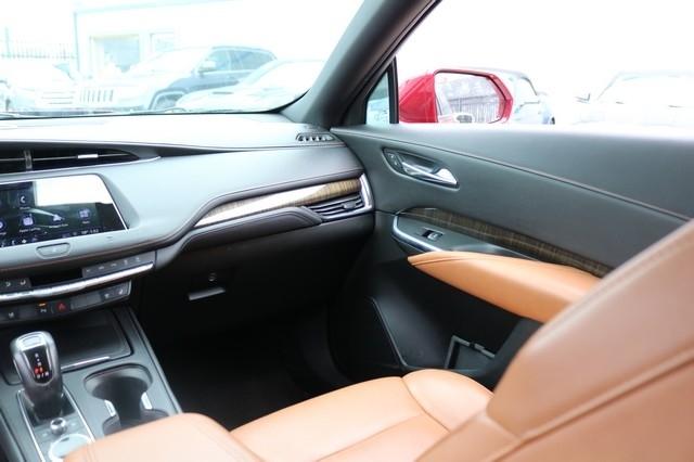 Cadillac XT4 FWD 4dr Sport 2019