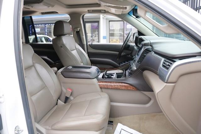 Chevrolet Suburban 4WD 4dr 1500 Premier 2017